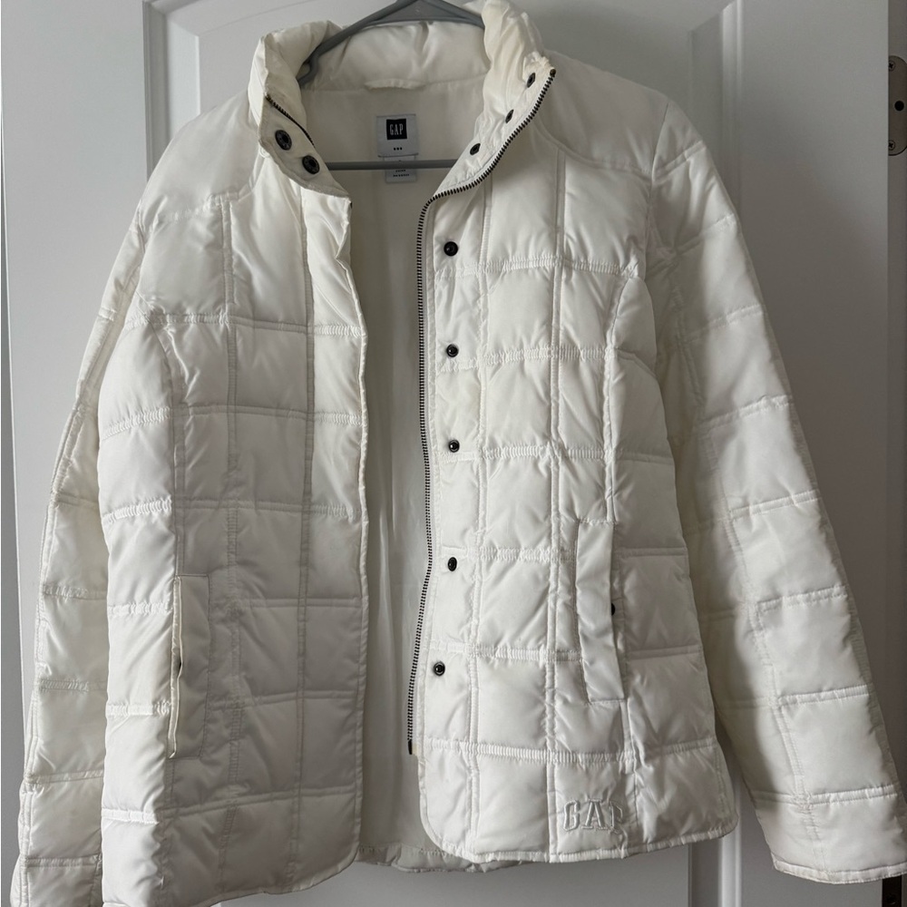 GAP White Puffer Jacket